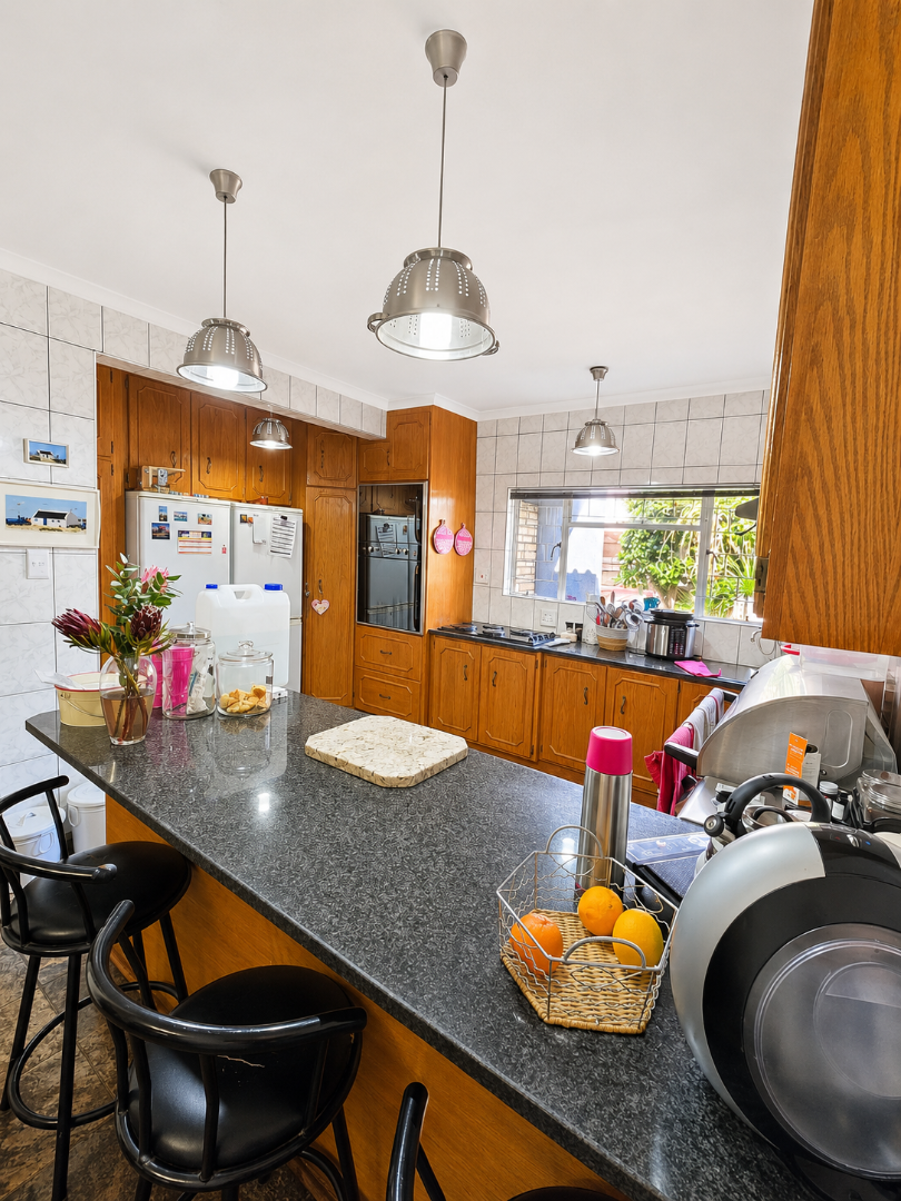 4 Bedroom Property for Sale in Wilkoppies North West